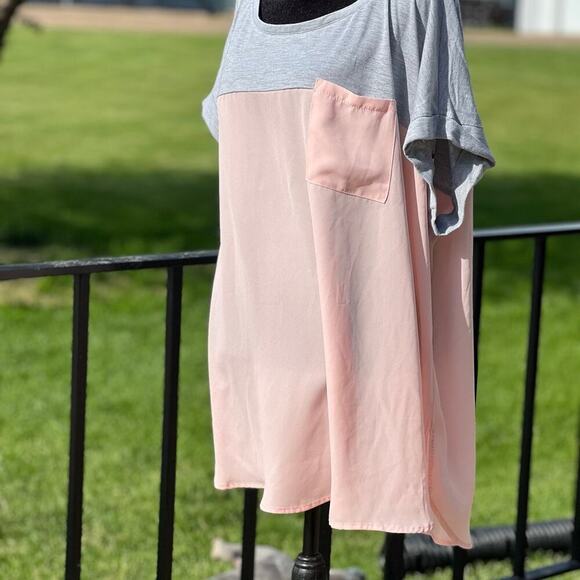 JUST BE…T-Shirt with sheer bottom round neck, cap sleeves.  Women's size 3X - Picture 7 of 10